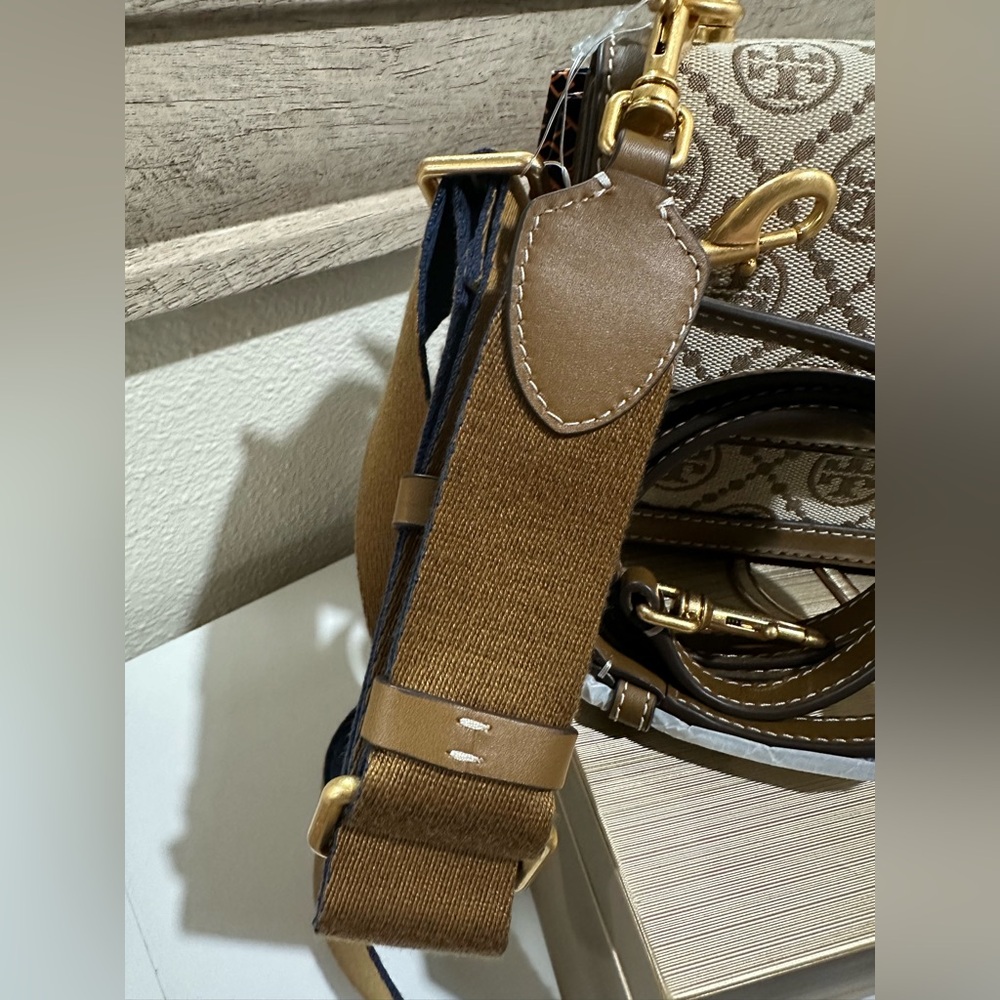 Tory Burch T Monogram Jacquard Mini Bag - Picture 9 of 10